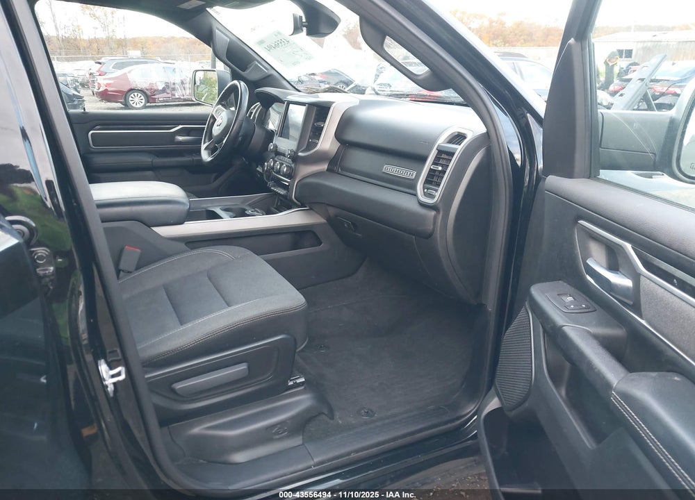 2021 RAM 1500 BIG HORN 4X4 5'7 BOX VIN: 1C6SRFFT1MN580684