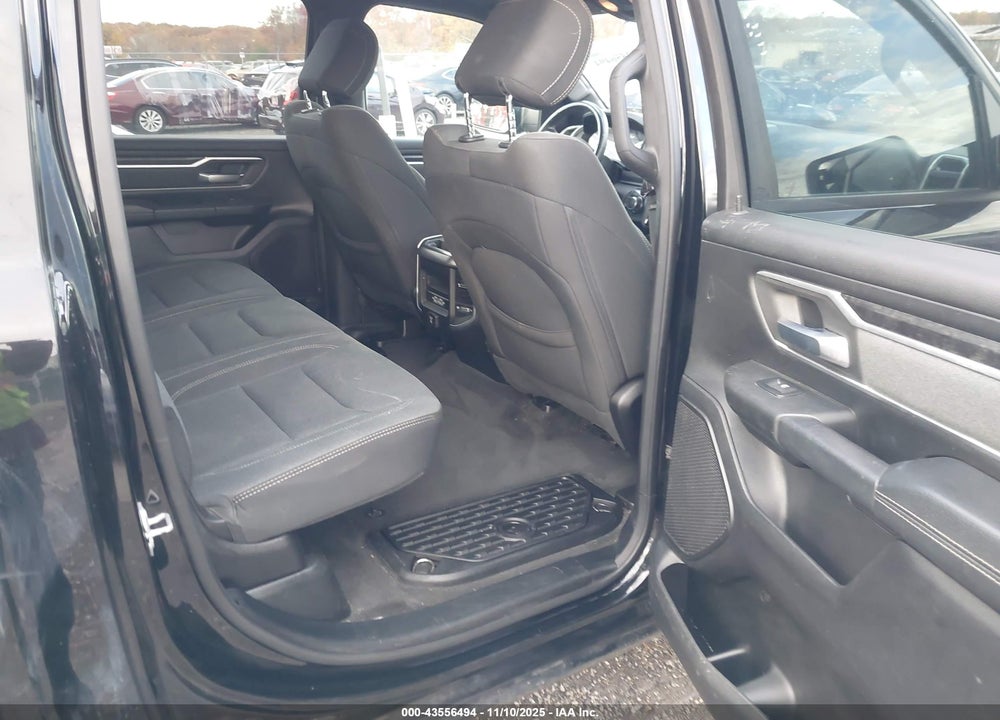 2021 RAM 1500 BIG HORN 4X4 5'7 BOX VIN: 1C6SRFFT1MN580684
