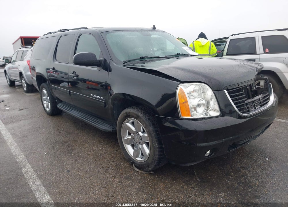 2014 GMC YUKON XL 1500 SLT VIN: 1GKS2KE71ER103360