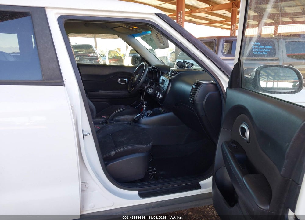 2016 KIA SOUL VIN: KNDJN2A2XG7867473