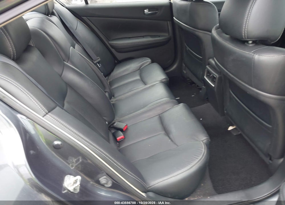 2011 NISSAN MAXIMA VIN: 1N4AA5AP3BC811681