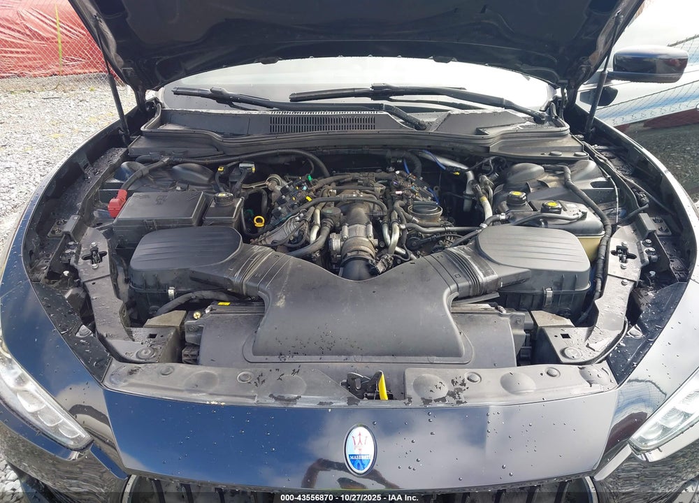 2014 MASERATI GHIBLI VIN: ZAM57XSA8E1092732