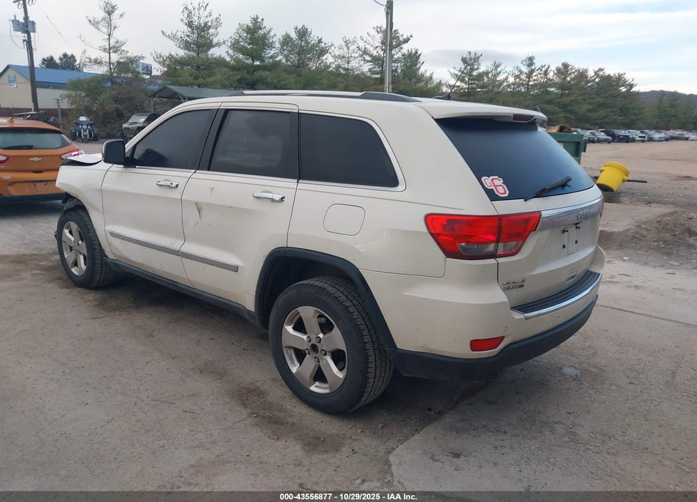2011 JEEP GRAND CHEROKEE VIN: 1J4RR5GG7BC584194