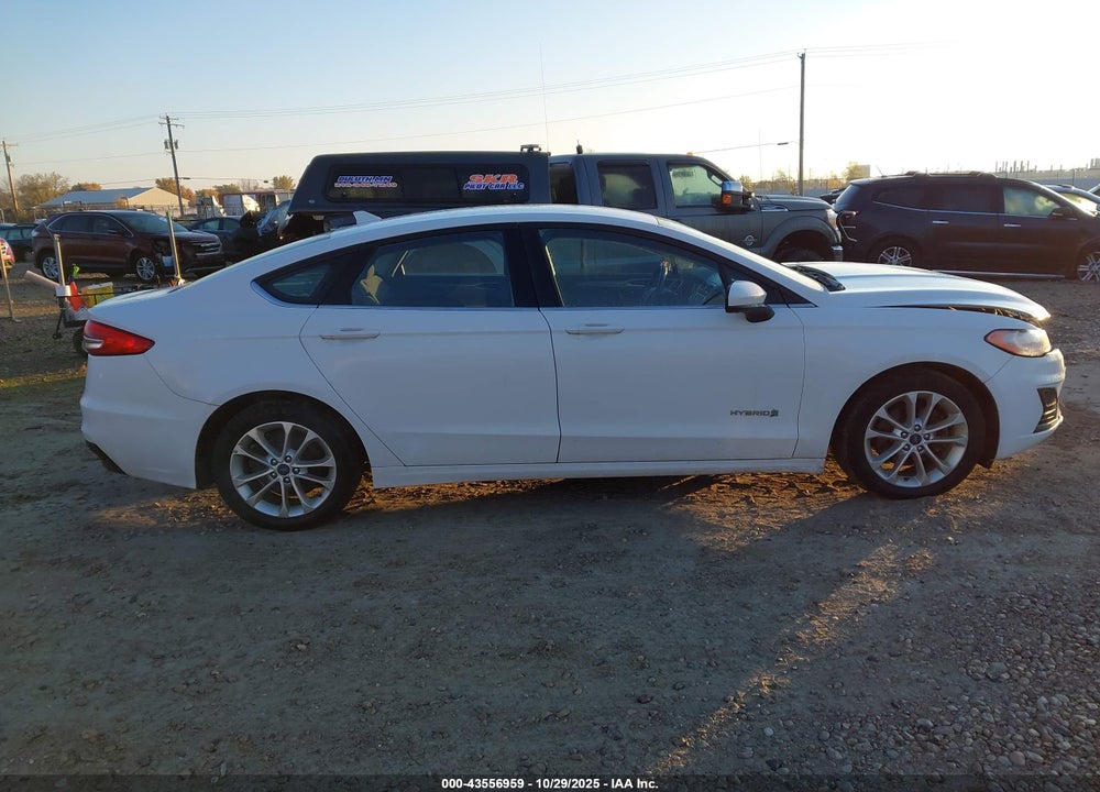 2019 FORD FUSION HYBRID SE VIN: 3FA6P0LU5KR240111