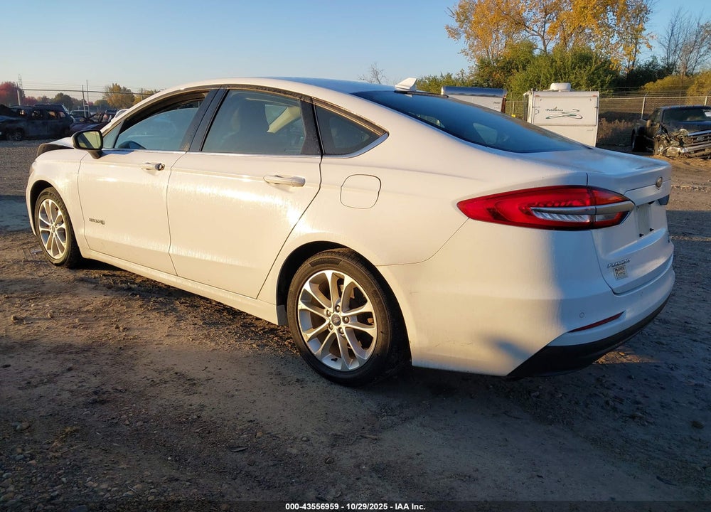 2019 FORD FUSION HYBRID SE VIN: 3FA6P0LU5KR240111