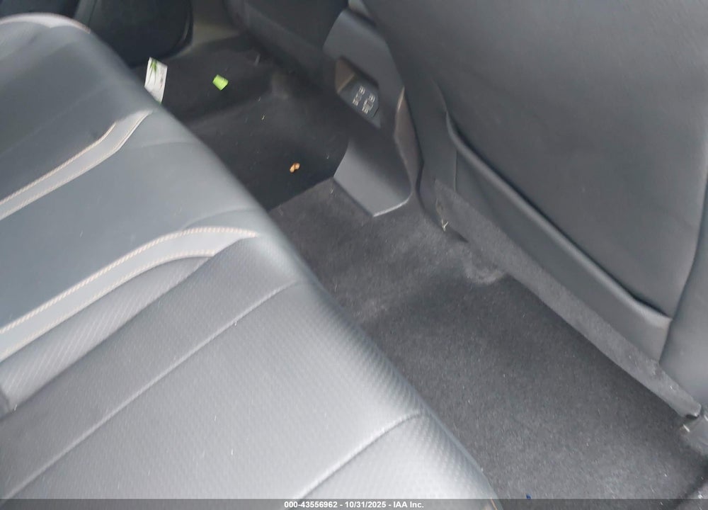 2024 SUBARU CROSSTREK VIN: 4S4GUHT65R3743827