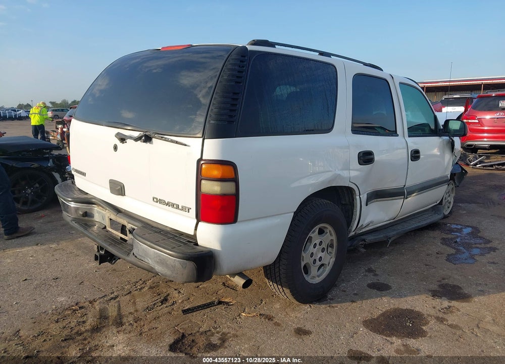 2004 CHEVROLET TAHOE LS VIN: 1GNEC13V14R112258
