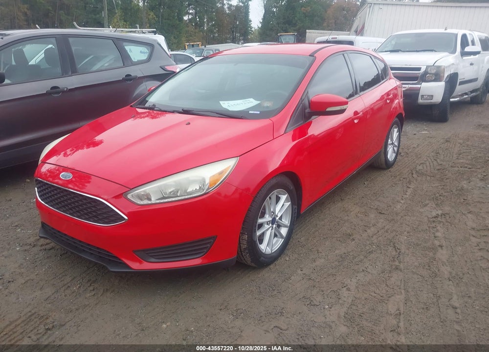 2015 FORD FOCUS SE VIN: 1FADP3K21FL232925