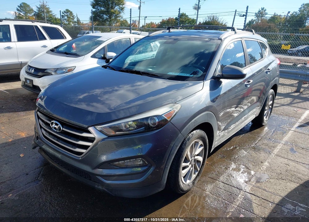 2017 HYUNDAI TUCSON VIN: KM8J33A44HU377641