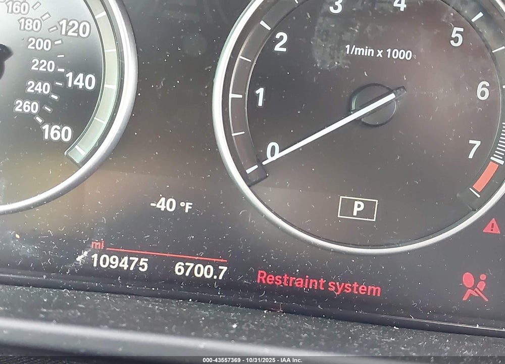 2015 BMW X5 VIN: 5UXKR0C50F0P05300