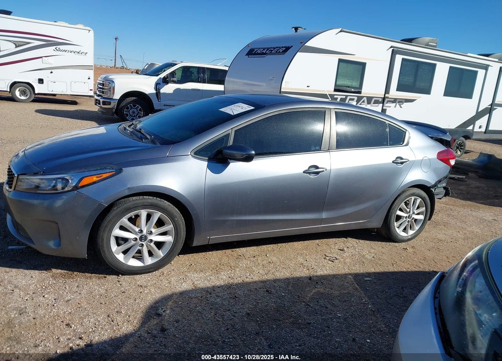 2017 KIA FORTE S VIN: 3KPFL4A78HE137212