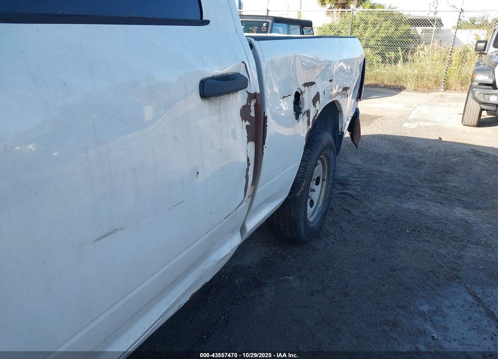 2016 RAM 1500 VIN: 1C6RR7ST4GS145092