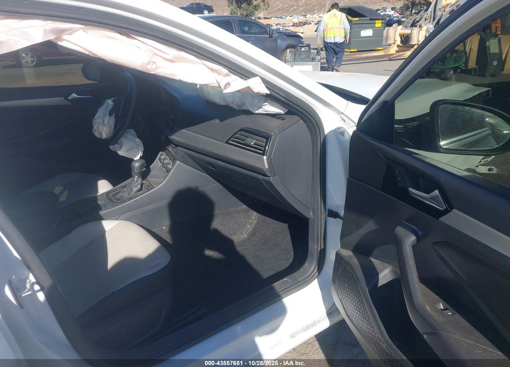 2019 VOLKSWAGEN JETTA VIN: 3VWC57BU8KM064923