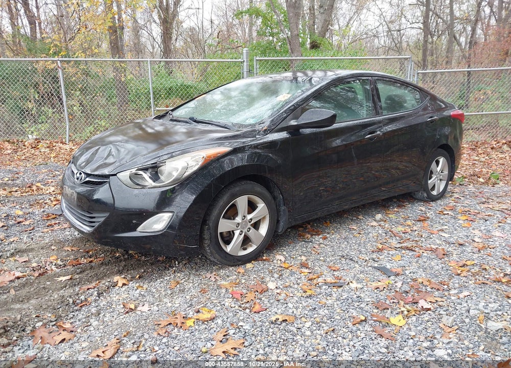 2013 HYUNDAI ELANTRA VIN: 5NPDH4AE1DH361869