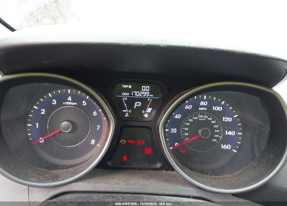 2013 HYUNDAI ELANTRA VIN: 5NPDH4AE1DH361869