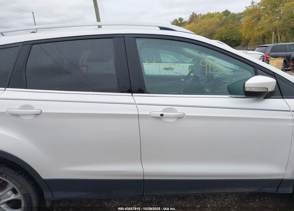2015 FORD ESCAPE VIN: 1FMCU9J9XFUC06653
