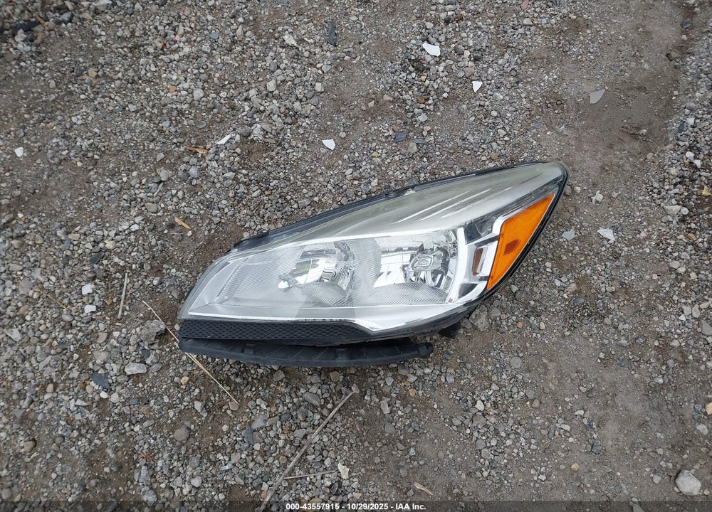 2015 FORD ESCAPE VIN: 1FMCU9J9XFUC06653
