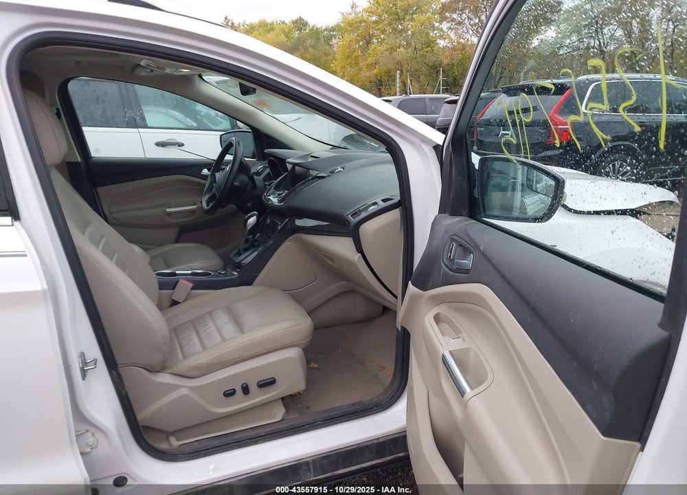 2015 FORD ESCAPE VIN: 1FMCU9J9XFUC06653