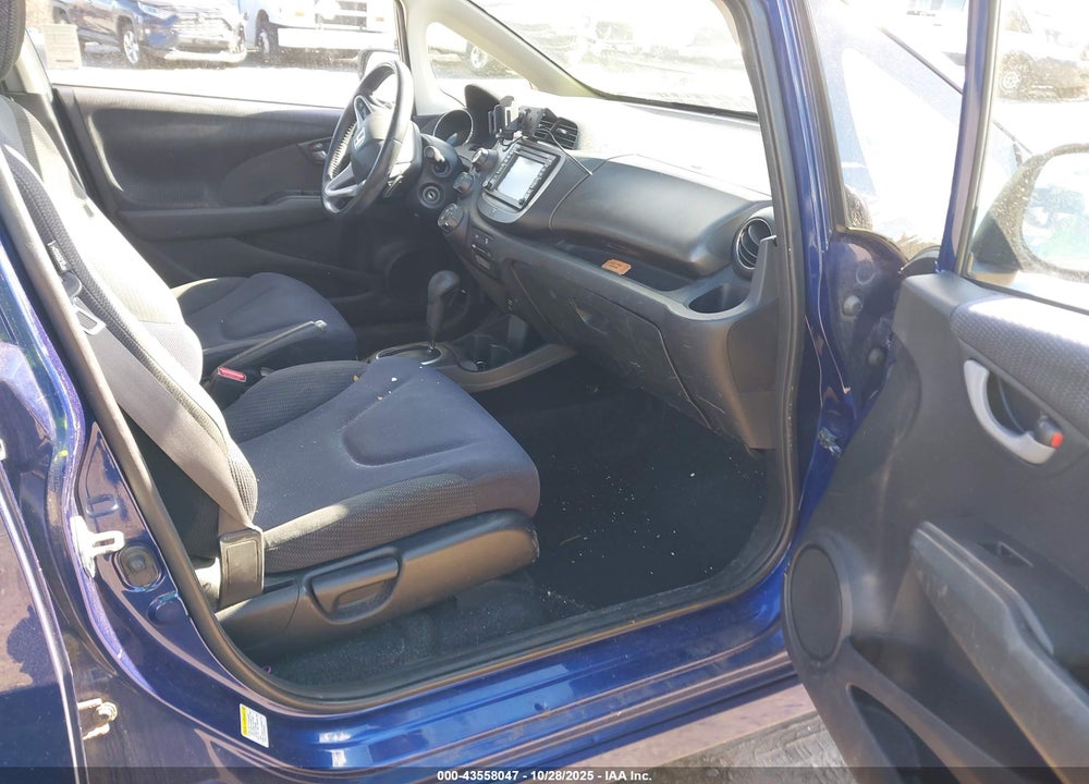 2012 HONDA FIT SPORT VIN: JHMGE8H67CC019847