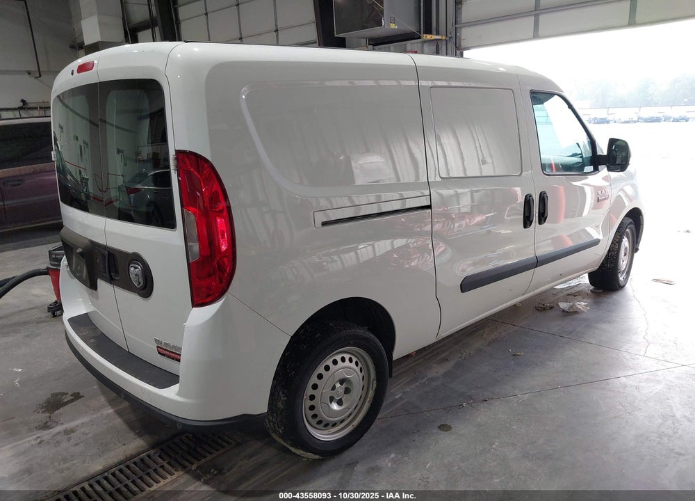 2022 RAM PROMASTER CITY CARGO VAN VIN: ZFBHRFAB7N6W35476