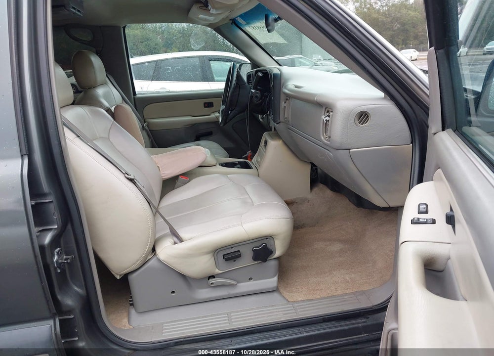 2002 CHEVROLET SUBURBAN 1500 LS VIN: 3GNEC16Z02G255908