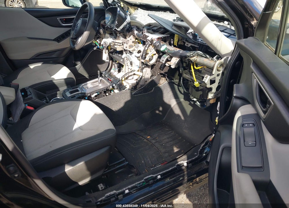 2021 SUBARU FORESTER VIN: JF2SKAACXMH463919