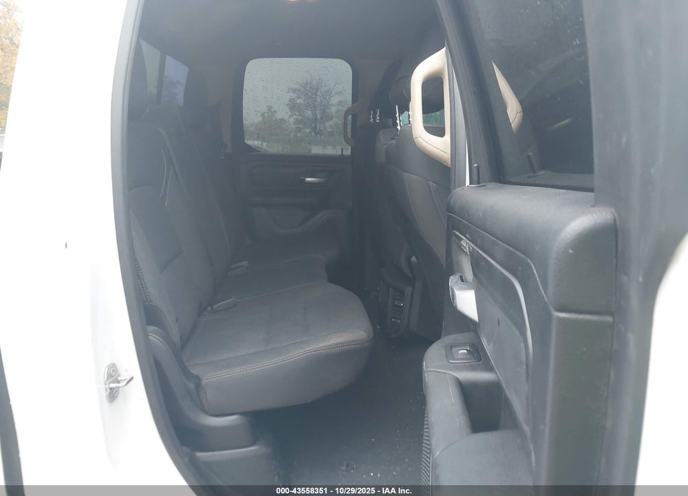 2019 RAM 1500 TRADESMAN 4X4 6'4 BOX VIN: 1C6SRFCT4KN580096