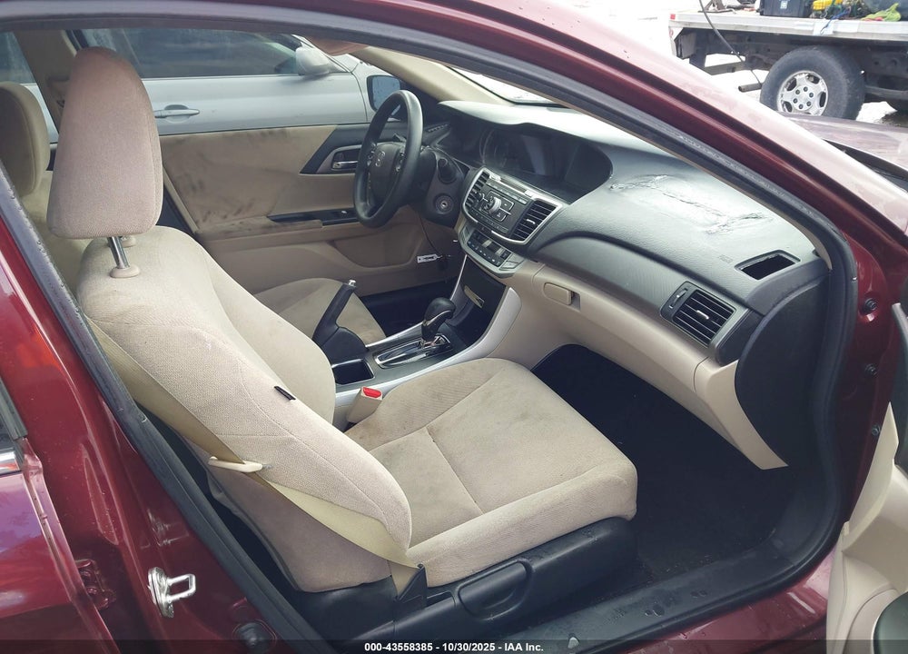 2013 HONDA ACCORD LX VIN: 1HGCR2F33DA230892
