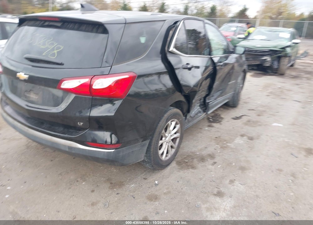 2018 CHEVROLET EQUINOX LT VIN: 2GNAXJEV8J6245445