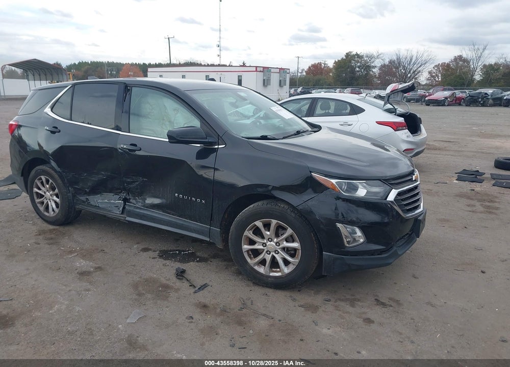 2018 CHEVROLET EQUINOX LT VIN: 2GNAXJEV8J6245445