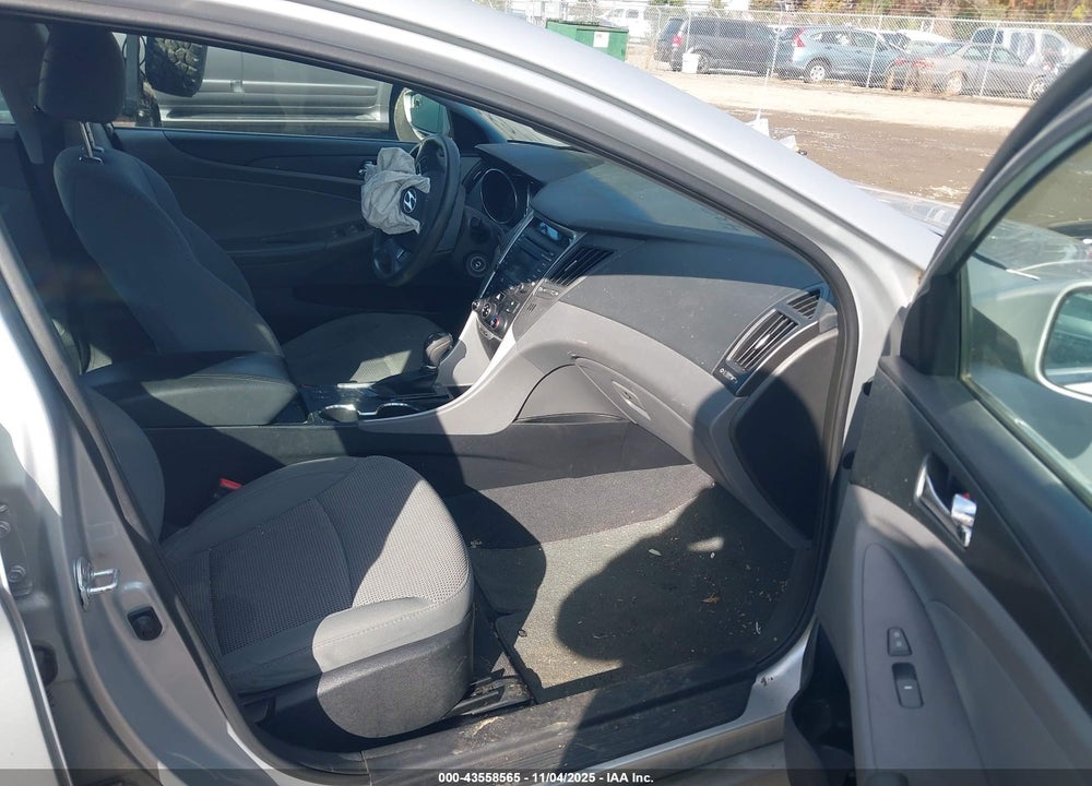 2014 HYUNDAI SONATA GLS VIN: 5NPEB4AC8EH897918