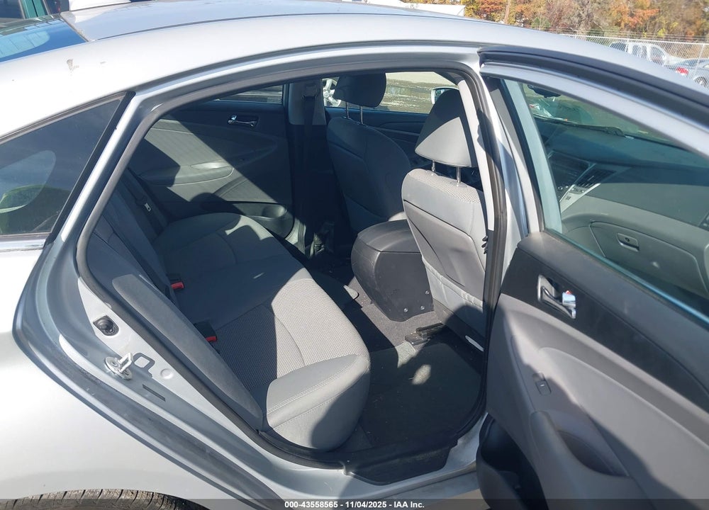 2014 HYUNDAI SONATA GLS VIN: 5NPEB4AC8EH897918