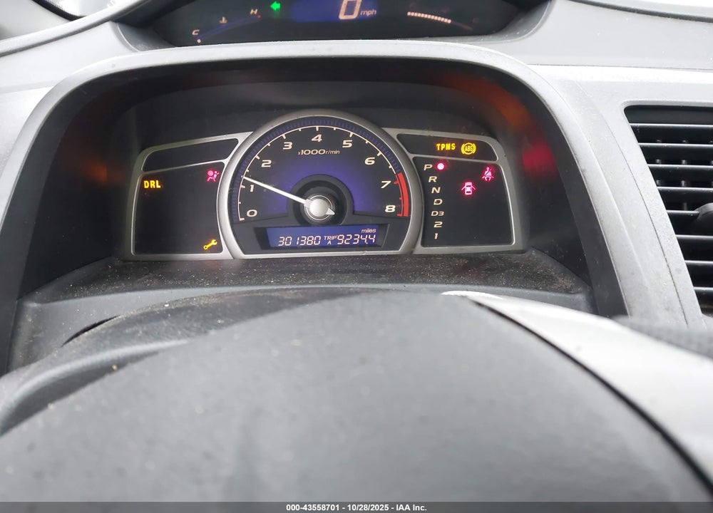 2010 HONDA CIVIC VIN: 19XFA1F58AE015564