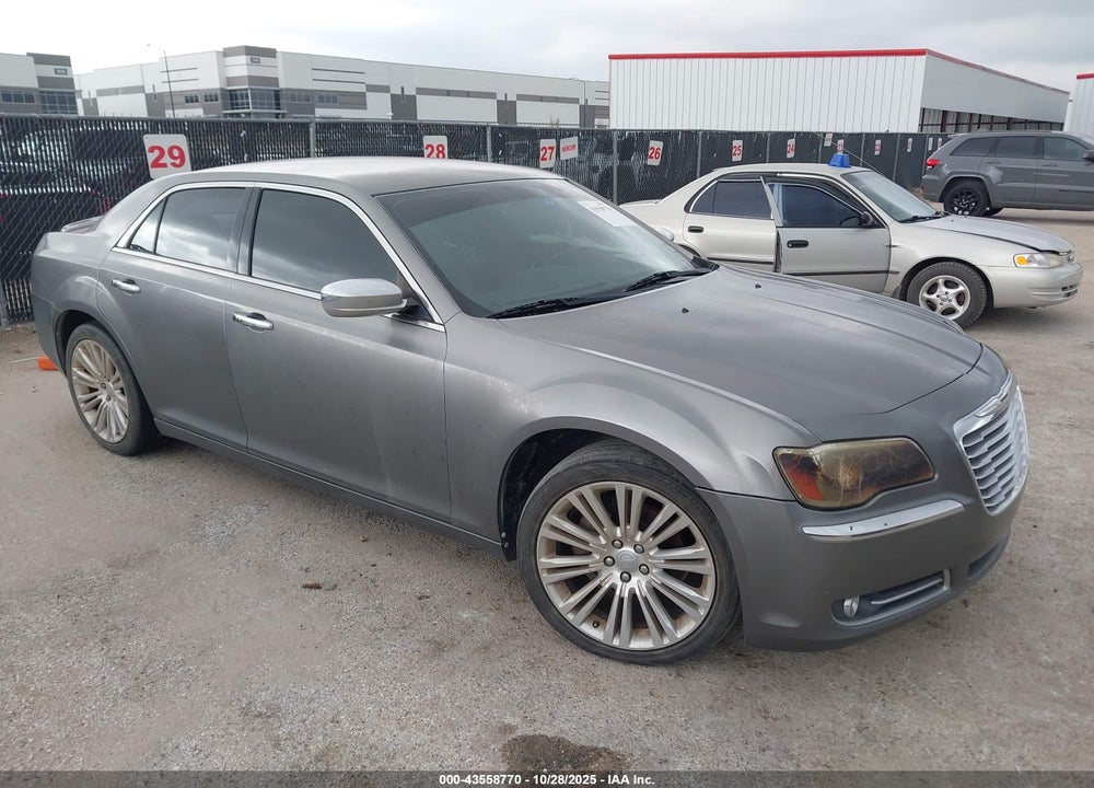 2011 CHRYSLER 300 LIMITED VIN: 2C3CA5CG9BH592100