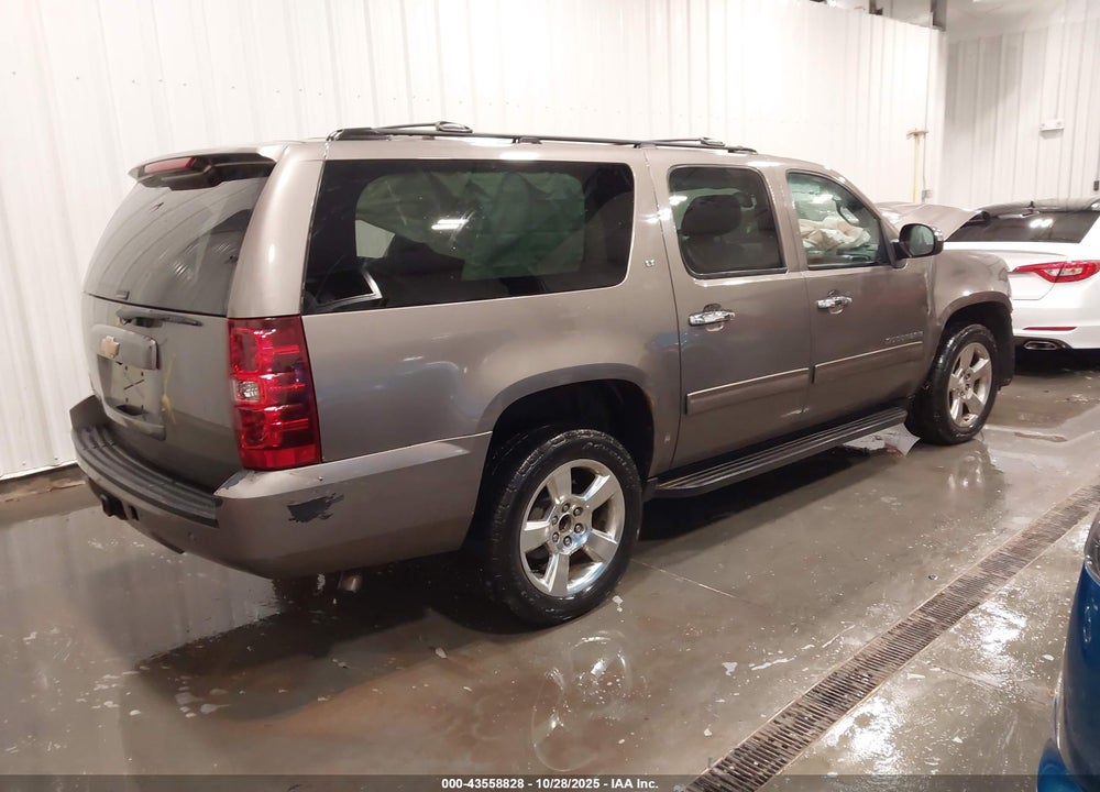2013 CHEVROLET SUBURBAN 1500 LT VIN: 1GNSKJE7XDR126373