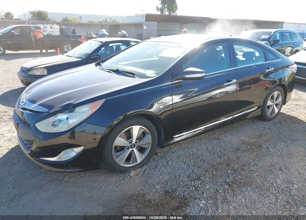 2011 HYUNDAI SONATA HYBRID VIN: KMHEC4A49BA000545