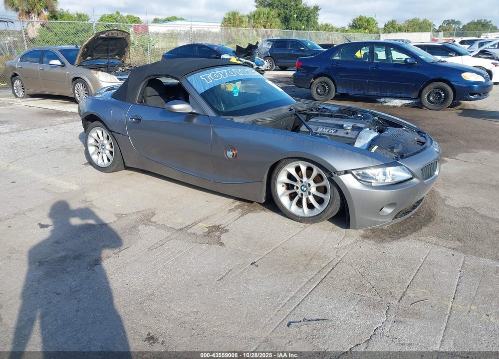 2004 BMW Z4 2.5I VIN: 4USBT33574LR68801