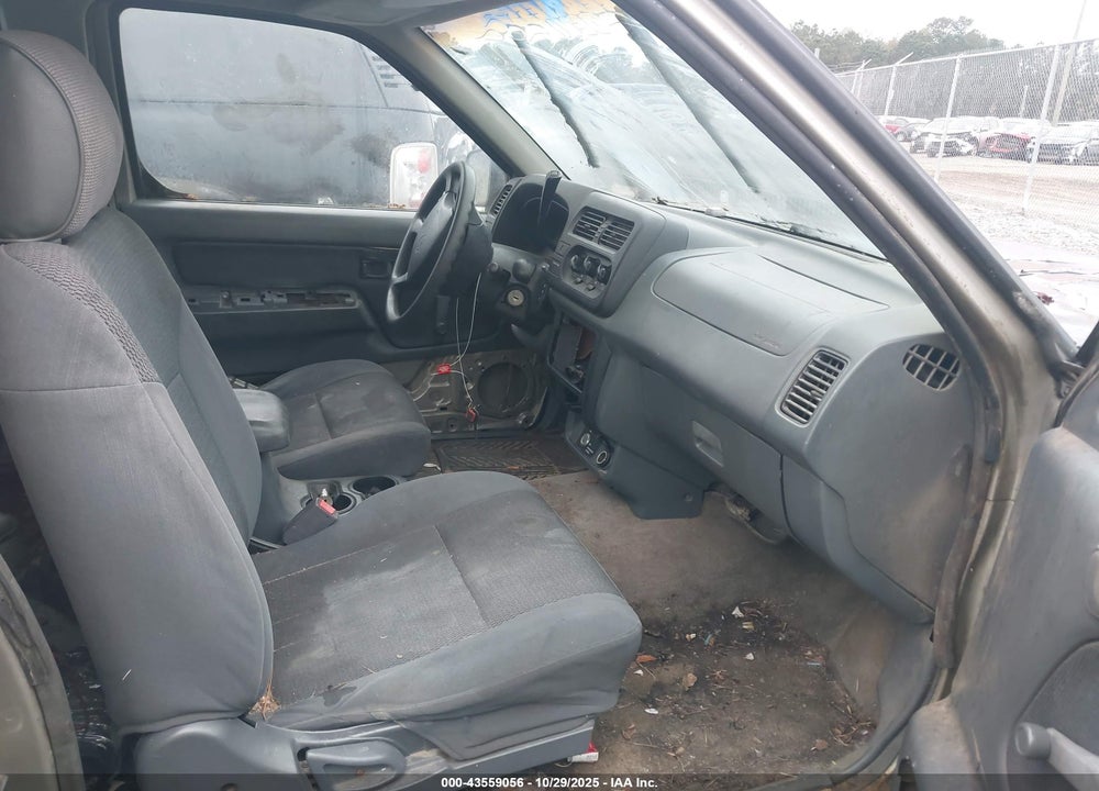 2001 NISSAN FRONTIER XE VIN: 1N6DD26S21C346719