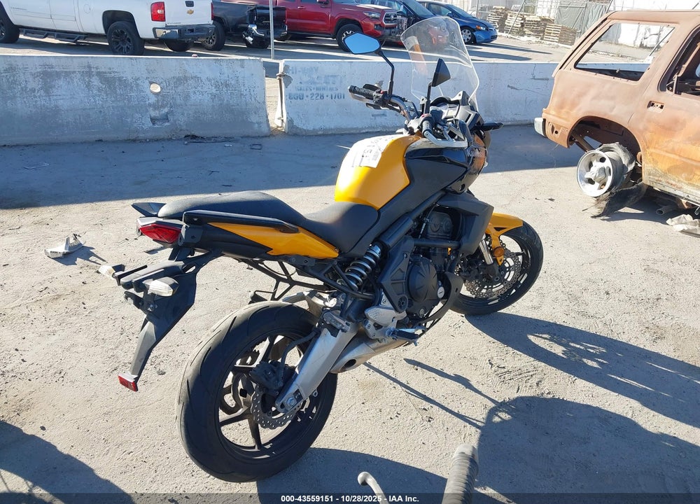 2012 KAWASAKI LE650 C VIN: JKALEEC1XCDA06222
