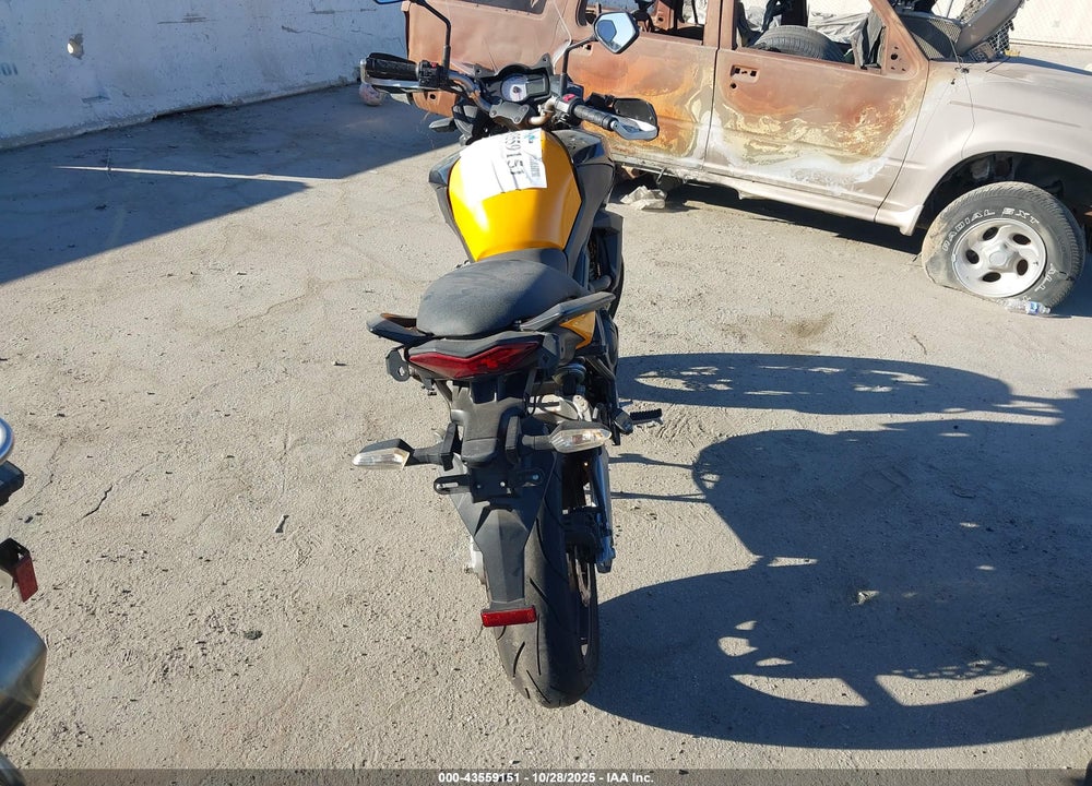 2012 KAWASAKI LE650 C VIN: JKALEEC1XCDA06222