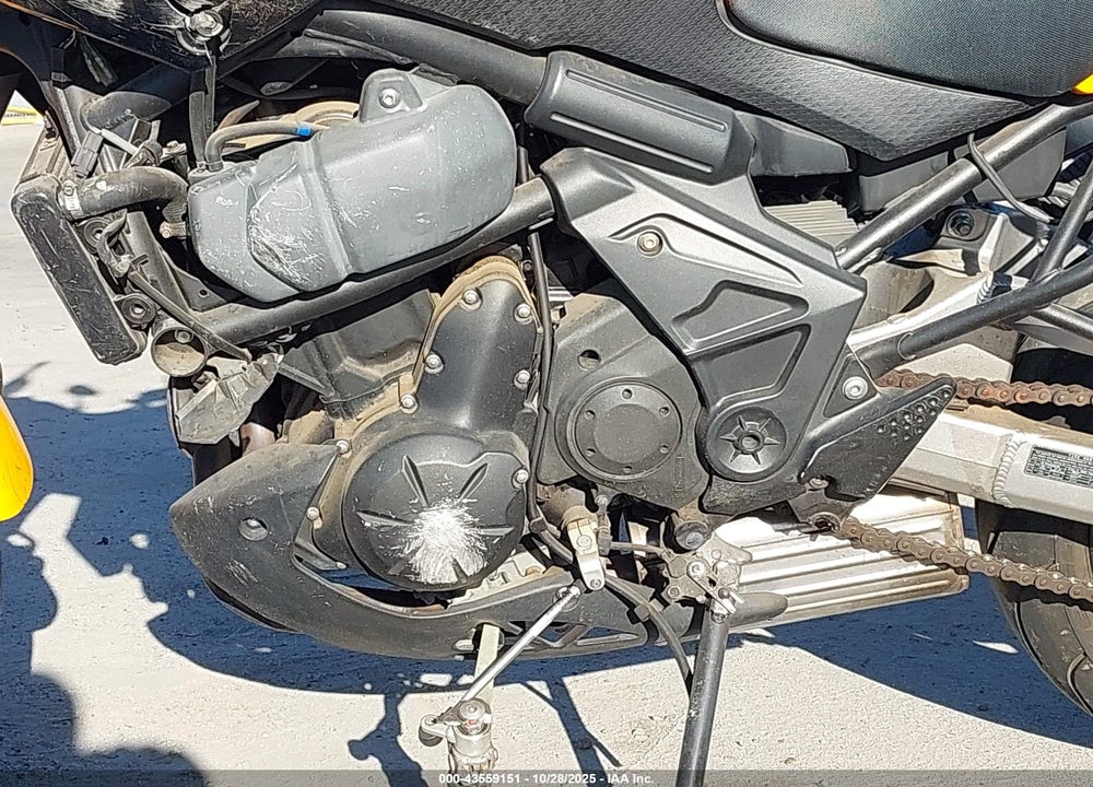 2012 KAWASAKI LE650 C VIN: JKALEEC1XCDA06222