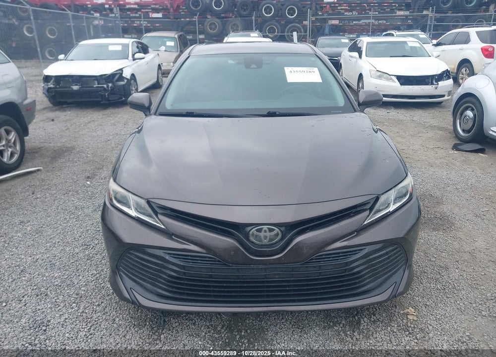 2018 TOYOTA CAMRY LE VIN: JTNB11HK4J3009538