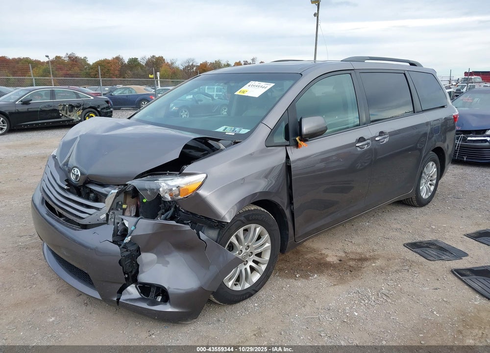 2016 TOYOTA SIENNA XLE PREMIUM 8 PASSENGER VIN: 5TDYK3DC5GS748169