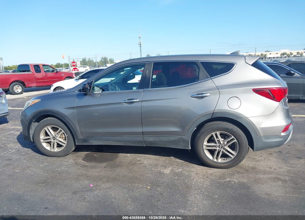 2017 HYUNDAI SANTA FE SPORT 2.4L VIN: 5XYZT3LBXHG383027