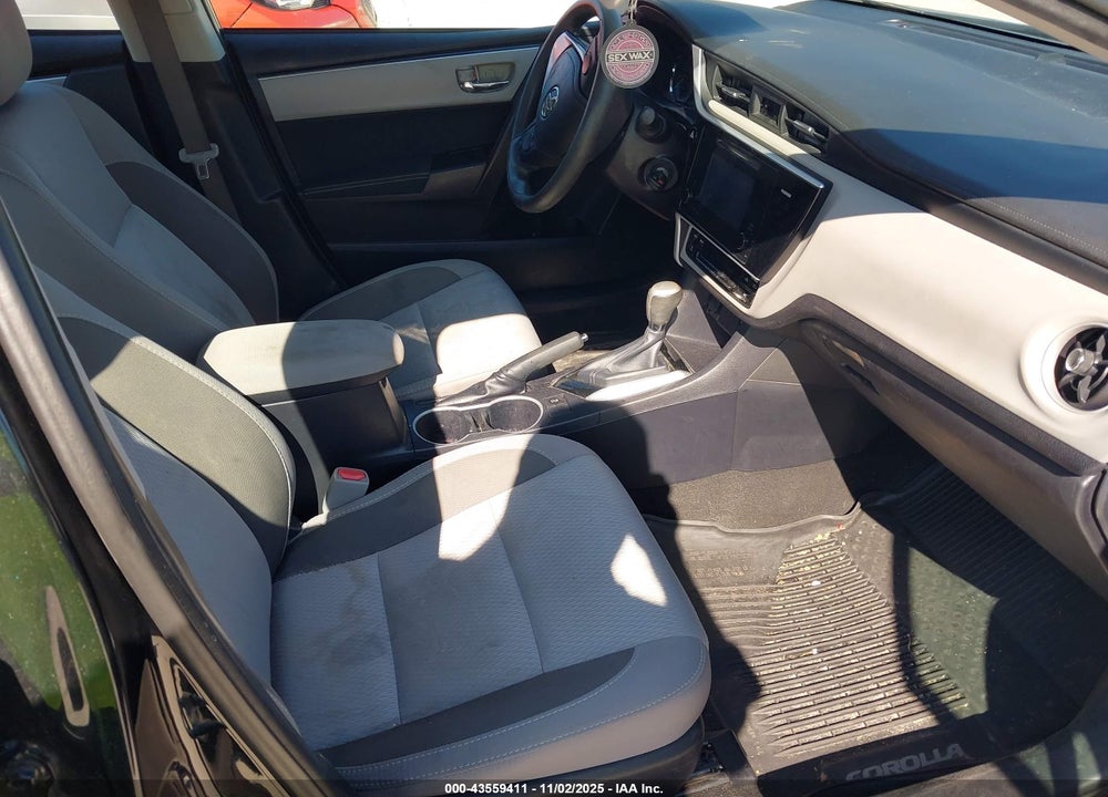 2017 TOYOTA COROLLA VIN: 2T1BURHE8HC912118
