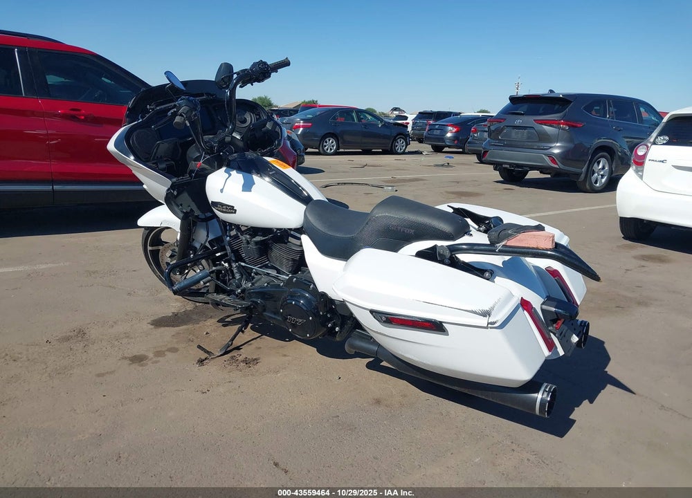 2024 HARLEY-DAVIDSON FLTRX VIN: 1HD1KH71XRB654760