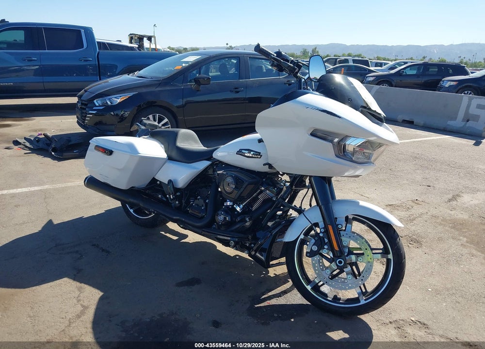 2024 HARLEY-DAVIDSON FLTRX VIN: 1HD1KH71XRB654760