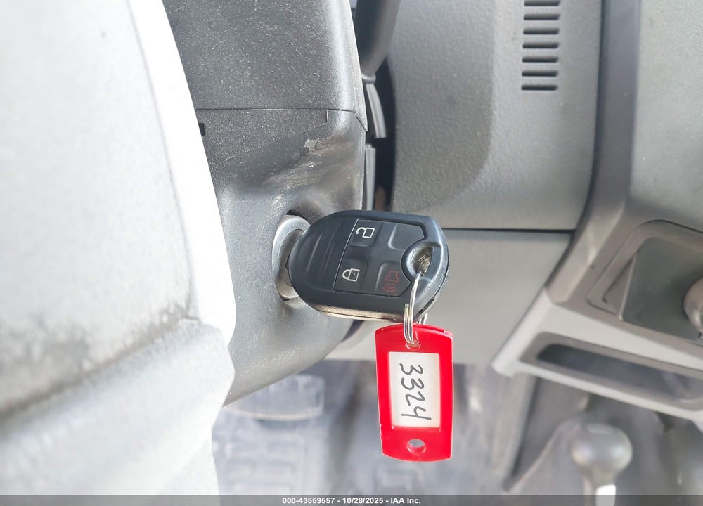 2013 FORD F-250 VIN: 1FT7W2BT0DEA13324