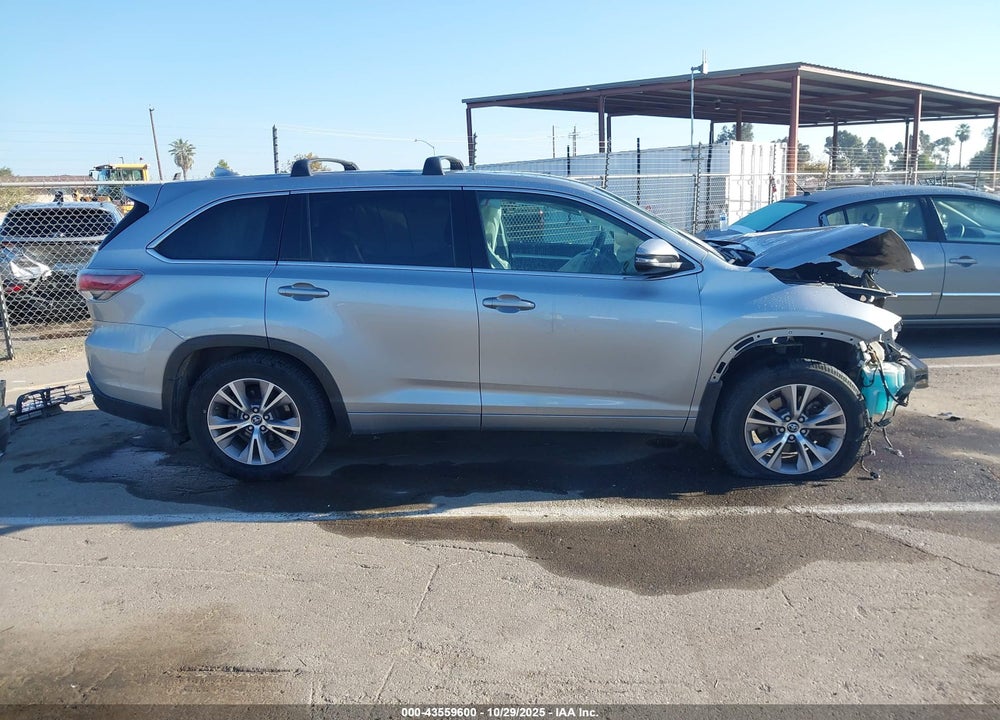 2016 TOYOTA HIGHLANDER VIN: 5TDBKRFH0GS282037