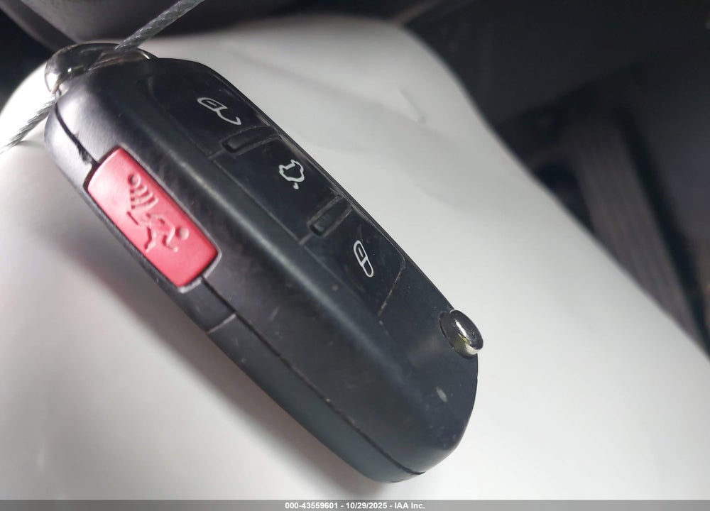 2017 VOLKSWAGEN JETTA 1.4T SE VIN: 3VWDB7AJ6HM348726